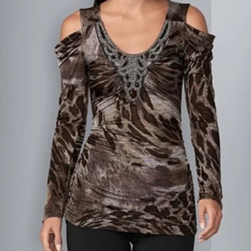 VENUS Animal Print Long Sleeve Cold Shoulder Top LRG